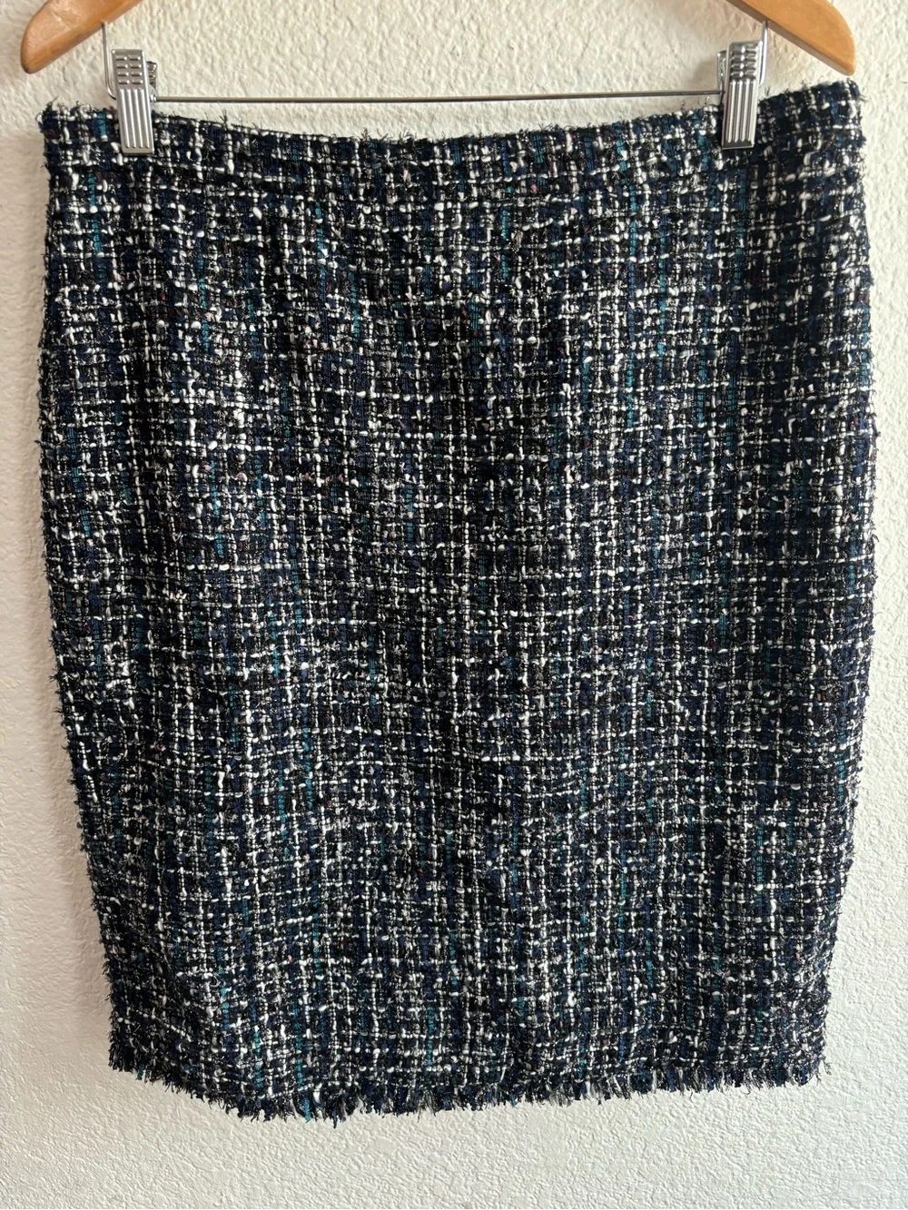 Ann Taylor structured pencil